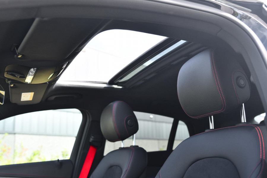 Mercedes-Benz GLC Coupé 300e 4MATIC AMG, BTW, Night ed. Pano, Digital, Memory, 360, Keyless, CarPlay, Sfeer!