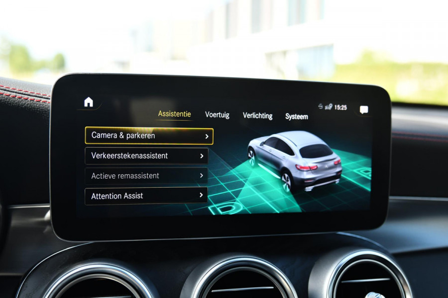 Mercedes-Benz GLC Coupé 300e 4MATIC AMG, BTW, Night ed. Pano, Digital, Memory, 360, Keyless, CarPlay, Sfeer!