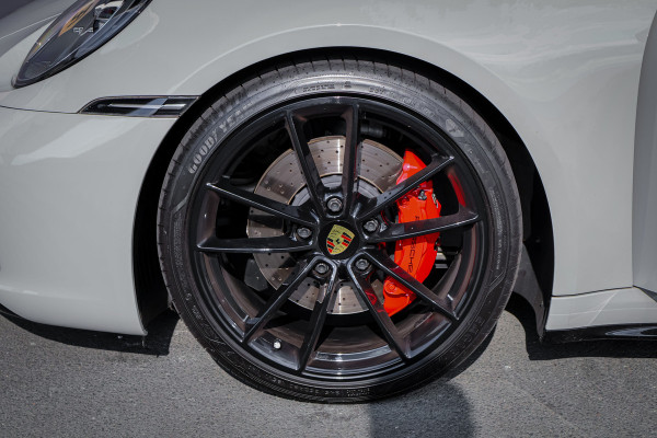 Porsche 911 Cabrio | 3.0 Carrera S | | NL AUTO | ADAPTIVE CRUISE | LIFTING | PDCC | 4 WIELBESTURING | SPORTCHRONO PAKKET + UITLAAT ZWART | A