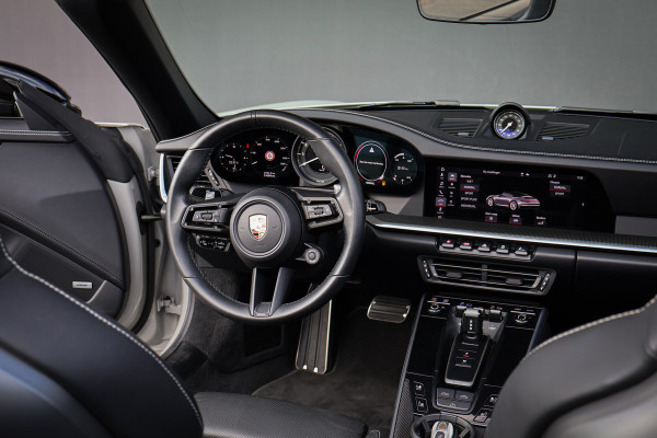 Porsche 911 Cabrio | 3.0 Carrera S | | NL AUTO | ADAPTIVE CRUISE | LIFTING | PDCC | 4 WIELBESTURING | SPORTCHRONO PAKKET + UITLAAT ZWART | A