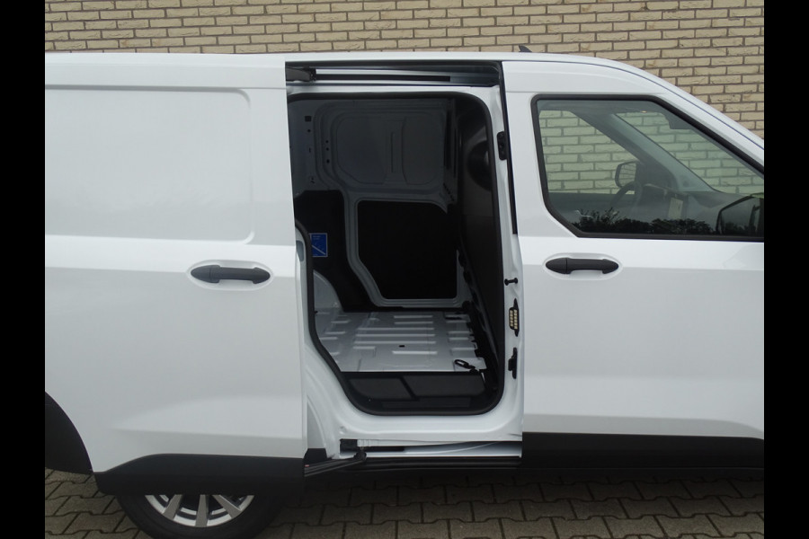 Ford Transit Courier 100 pk EcoBlue Trend Nieuw Model Trekhaak