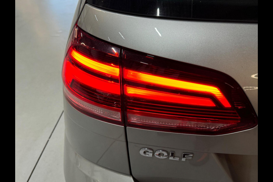Volkswagen GOLF Variant 1.6 TDI Comfortline Garantie NAP Dealerondh Trekhaak CarPlay Massage Adoptieve Cruise Clima Navi Rijklaar