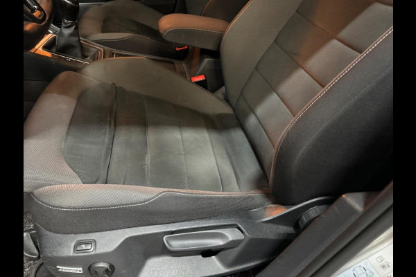 Volkswagen GOLF Variant 1.6 TDI Comfortline Garantie NAP Dealerondh Trekhaak CarPlay Massage Adoptieve Cruise Clima Navi Rijklaar