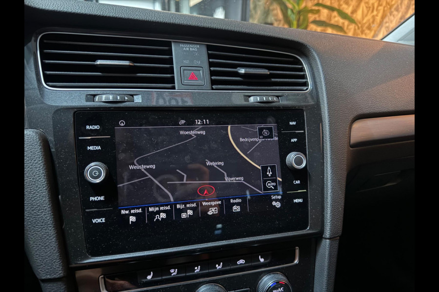 Volkswagen GOLF Variant 1.6 TDI Comfortline Garantie NAP Dealerondh Trekhaak CarPlay Massage Adoptieve Cruise Clima Navi Rijklaar
