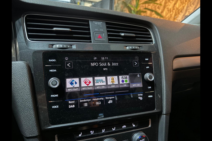 Volkswagen GOLF Variant 1.6 TDI Comfortline Garantie NAP Dealerondh Trekhaak CarPlay Massage Adoptieve Cruise Clima Navi Rijklaar
