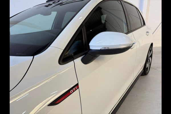 Volkswagen Golf 2.0 TSI GTI CLUBSPORT 300pk panorama