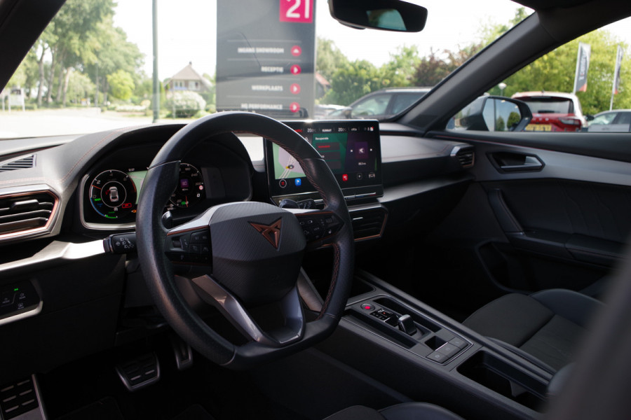 CUPRA Formentor 1.4 e-Hybrid VZ 245 PK Performance PHEV, DCC, Winterpakket, Camera