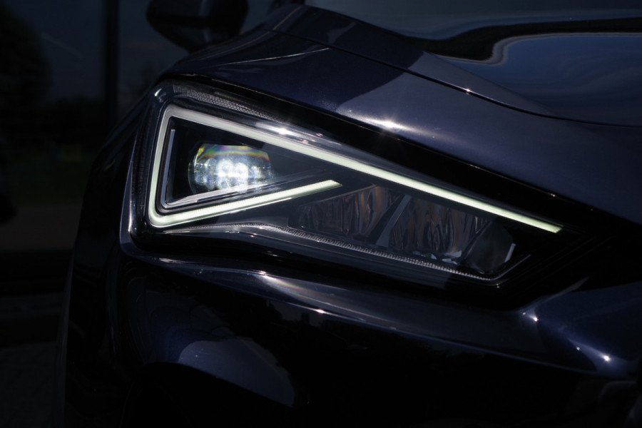 CUPRA Formentor 1.4 e-Hybrid VZ 245 PK Performance PHEV, DCC, Winterpakket, Camera