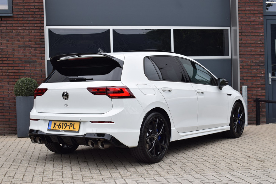 Volkswagen Golf R Performance 2.0 TSI 333pk 4-Motion | Origineel NL | Akrapovič