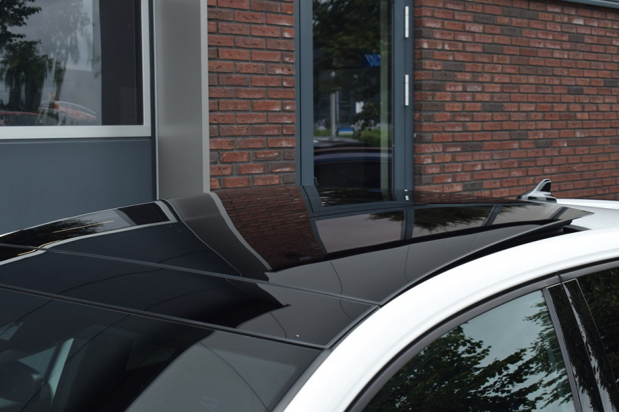 Volkswagen Golf R Performance 2.0 TSI 333pk 4-Motion | Origineel NL | Akrapovič