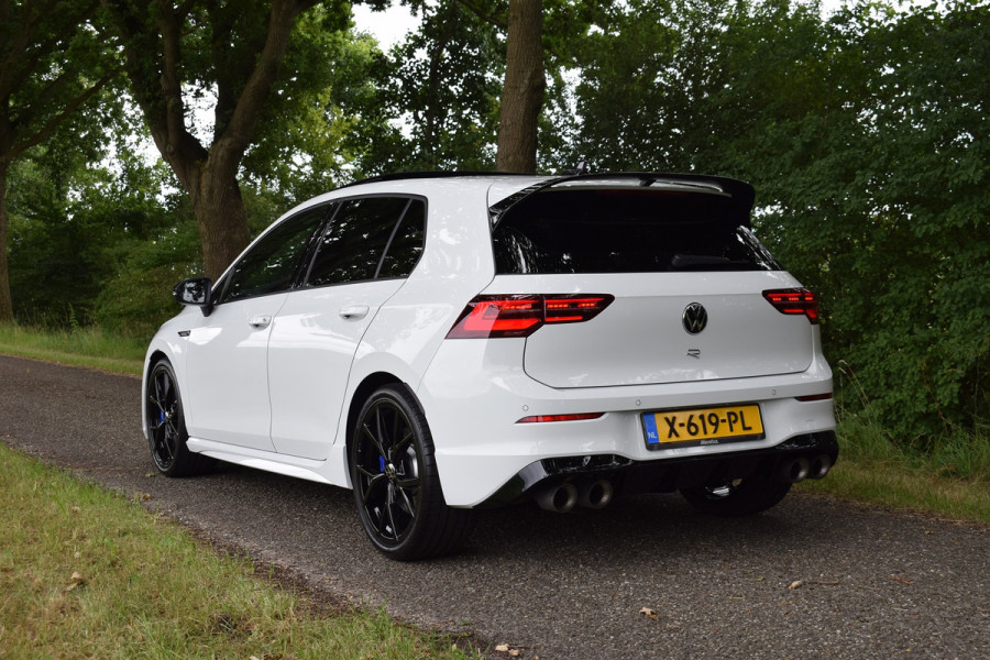 Volkswagen Golf R Performance 2.0 TSI 333pk 4-Motion | Origineel NL | Akrapovič