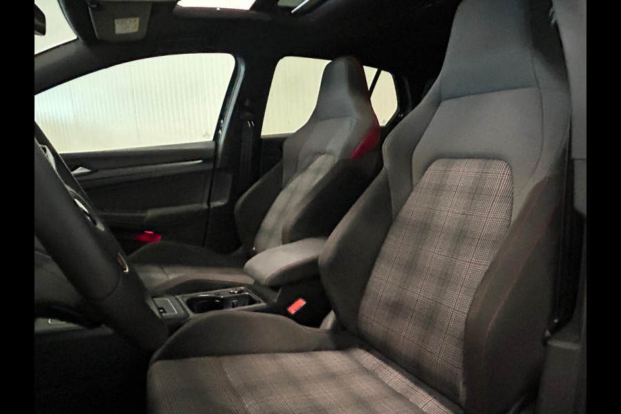 Volkswagen Golf 2.0 TSI GTI | PANO | IQ LIGHTS | MISTLAMPEN | HARMAN KARDON