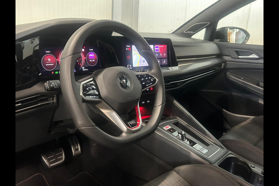 Volkswagen Golf 2.0 TSI GTI | PANO | IQ LIGHTS | MISTLAMPEN | HARMAN KARDON
