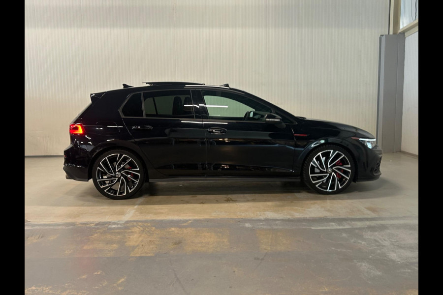 Volkswagen Golf 2.0 TSI GTI | PANO | IQ LIGHTS | MISTLAMPEN | HARMAN KARDON