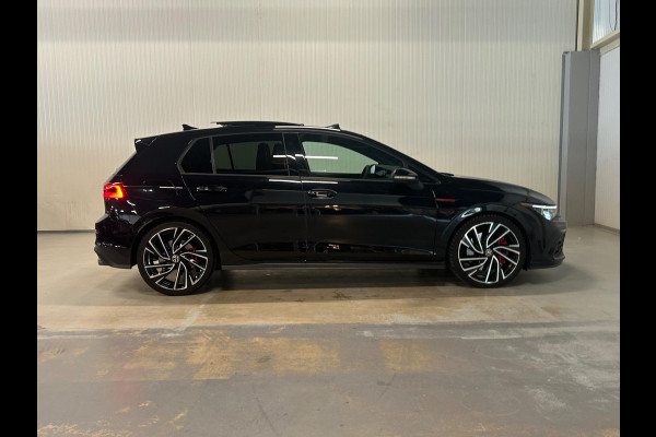 Volkswagen Golf 2.0 TSI GTI | PANO | IQ LIGHTS | MISTLAMPEN | HARMAN KARDON