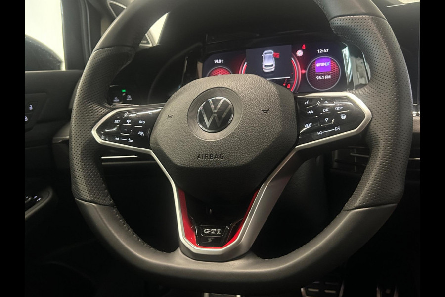 Volkswagen Golf 2.0 TSI GTI | PANO | IQ LIGHTS | MISTLAMPEN | HARMAN KARDON