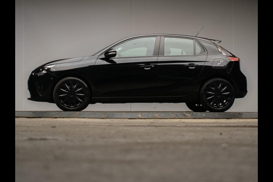 Opel Corsa 1.2 Edition Sport (APPLE CARPLAY,NAVI,CRUISE,LANE ASSIST,BLACKPACK,BLUETOOTH,SPORTSTOELEN,NIEUWE APK,NETTE STAAT)