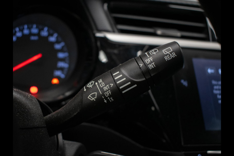 Opel Corsa 1.2 Edition Sport (APPLE CARPLAY,NAVI,CRUISE,LANE ASSIST,BLACKPACK,BLUETOOTH,SPORTSTOELEN,NIEUWE APK,NETTE STAAT)