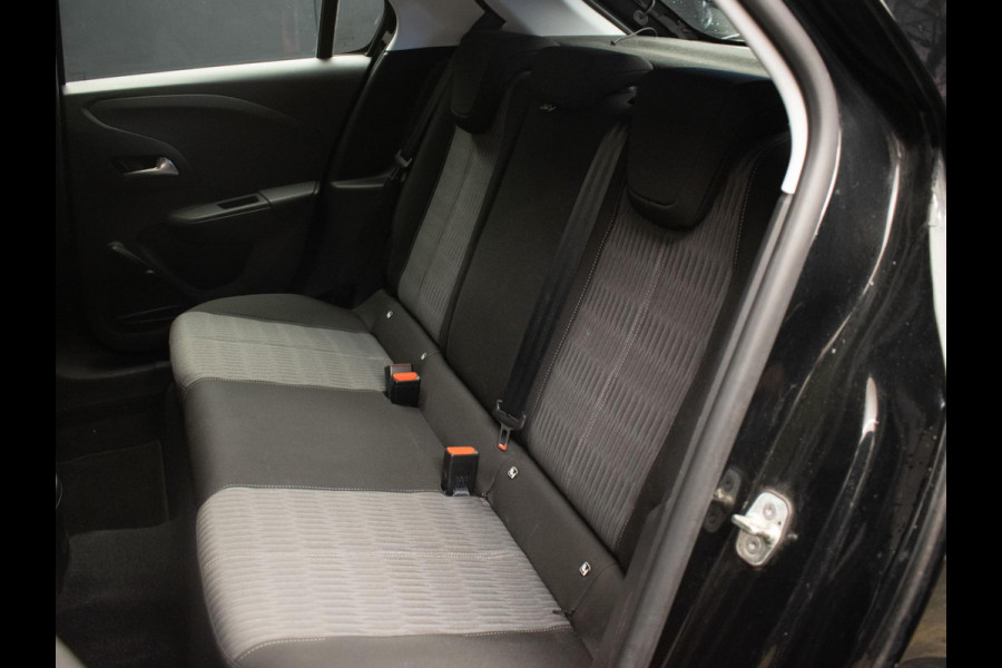 Opel Corsa 1.2 Edition Sport (APPLE CARPLAY,NAVI,CRUISE,LANE ASSIST,BLACKPACK,BLUETOOTH,SPORTSTOELEN,NIEUWE APK,NETTE STAAT)