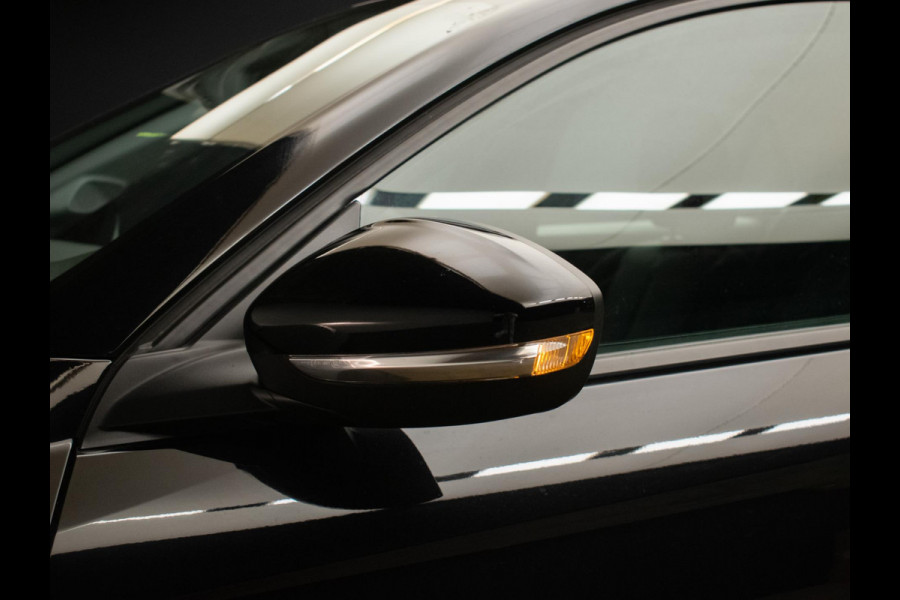 Opel Corsa 1.2 Edition Sport (APPLE CARPLAY,NAVI,CRUISE,LANE ASSIST,BLACKPACK,BLUETOOTH,SPORTSTOELEN,NIEUWE APK,NETTE STAAT)