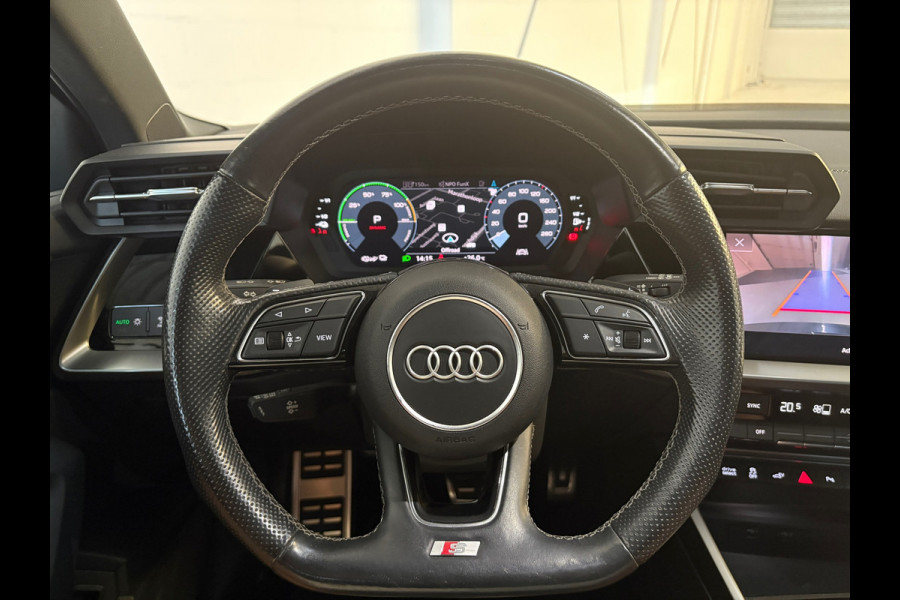 Audi A3 Sportback 40 TFSI e 3x S line panorama