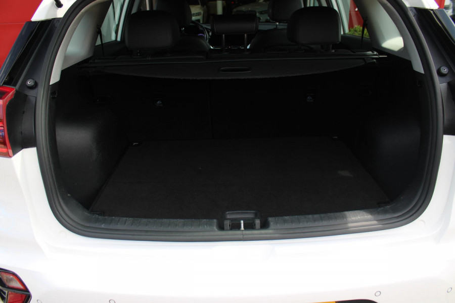 Kia Niro 1.6 GDi 142PK AUTOMAAT Hybrid DYNAMICLINE | NAVIGATIE | APPLE CARPLAY/ANDROID AUTO | ACHTERUITRIJ CAMERA | DAB+ RADIO | CLIMATE CONTROL | LANE ASSIST |