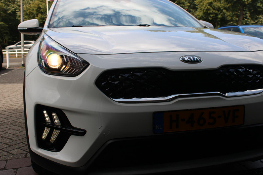 Kia Niro 1.6 GDi 142PK AUTOMAAT Hybrid DYNAMICLINE | NAVIGATIE | APPLE CARPLAY/ANDROID AUTO | ACHTERUITRIJ CAMERA | DAB+ RADIO | CLIMATE CONTROL | LANE ASSIST |