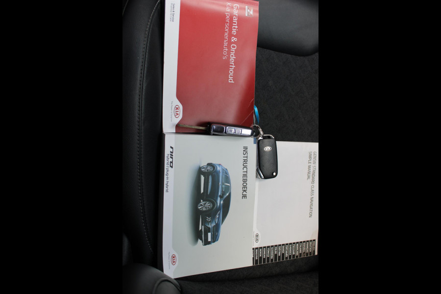 Kia Niro 1.6 GDi 142PK AUTOMAAT Hybrid DYNAMICLINE | NAVIGATIE | APPLE CARPLAY/ANDROID AUTO | ACHTERUITRIJ CAMERA | DAB+ RADIO | CLIMATE CONTROL | LANE ASSIST |