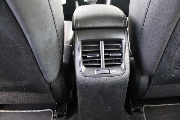 Kia Niro 1.6 GDi 142PK AUTOMAAT Hybrid DYNAMICLINE | NAVIGATIE | APPLE CARPLAY/ANDROID AUTO | ACHTERUITRIJ CAMERA | DAB+ RADIO | CLIMATE CONTROL | LANE ASSIST |