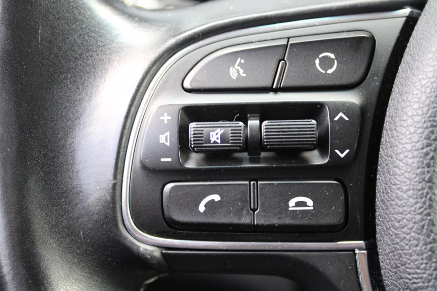 Kia Niro 1.6 GDi 142PK AUTOMAAT Hybrid DYNAMICLINE | NAVIGATIE | APPLE CARPLAY/ANDROID AUTO | ACHTERUITRIJ CAMERA | DAB+ RADIO | CLIMATE CONTROL | LANE ASSIST |