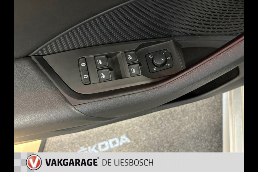 Škoda Octavia Combi 1.4 TSI iV PHEV Business Edition / head-up / elektrische stoel verstelling + stoelverwarming
