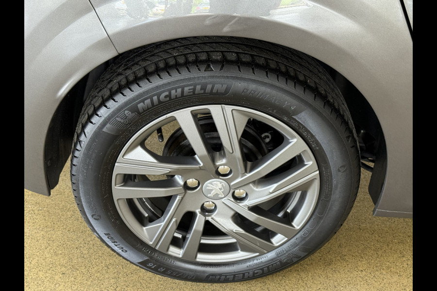 Peugeot 208 1.2 PureTech Allure | Navi | Carplay