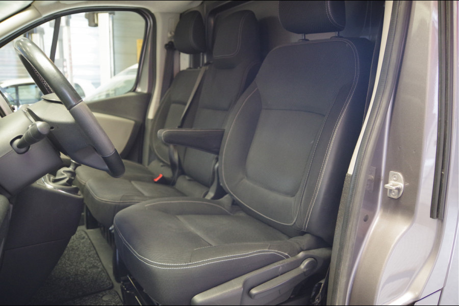 Renault Trafic 1.6 dCi T29 L2 LUXE 1E EIGENAAR, TREKHAAK, CAMERA, NAVI, CRUISE, CLIMA, PARKEERSENSOREN, NL AUTO, NAP