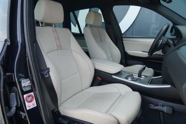BMW X3 sDrive20i Centennial High Executive M SPORT / TREKHAAK ELEKTRISCH / INDIVIDUAL / CAMERA