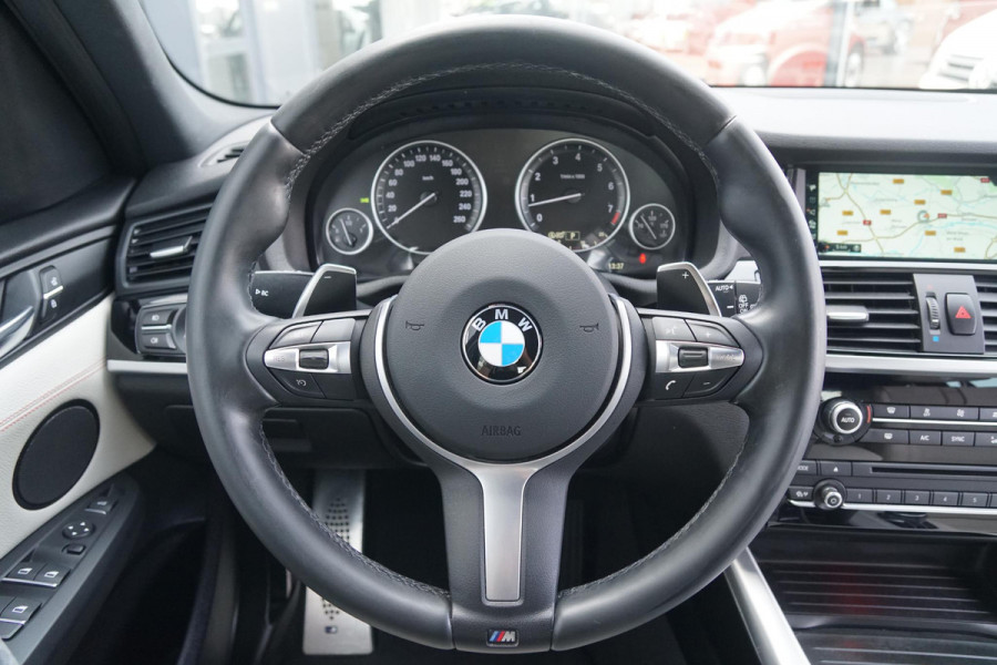 BMW X3 sDrive20i Centennial High Executive M SPORT / TREKHAAK ELEKTRISCH / INDIVIDUAL / CAMERA