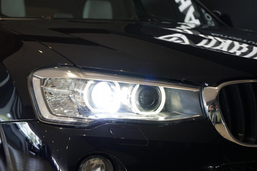 BMW X3 sDrive20i Centennial High Executive M SPORT / TREKHAAK ELEKTRISCH / INDIVIDUAL / CAMERA