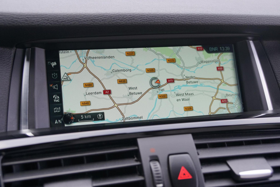 BMW X3 sDrive20i Centennial High Executive M SPORT / TREKHAAK ELEKTRISCH / INDIVIDUAL / CAMERA