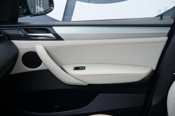 BMW X3 sDrive20i Centennial High Executive M SPORT / TREKHAAK ELEKTRISCH / INDIVIDUAL / CAMERA