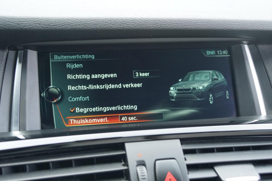 BMW X3 sDrive20i Centennial High Executive M SPORT / TREKHAAK ELEKTRISCH / INDIVIDUAL / CAMERA