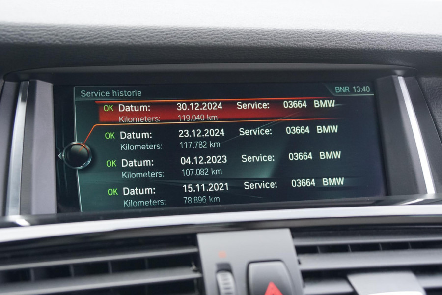 BMW X3 sDrive20i Centennial High Executive M SPORT / TREKHAAK ELEKTRISCH / INDIVIDUAL / CAMERA