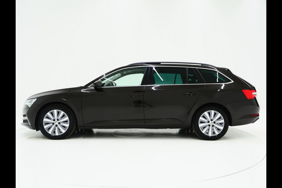 Škoda Superb Combi 1.4 TSI iV Business Edition Plus | Panoramadak | Trekhaak | Canton | Keyless | Adaptive Cruise | Carplay