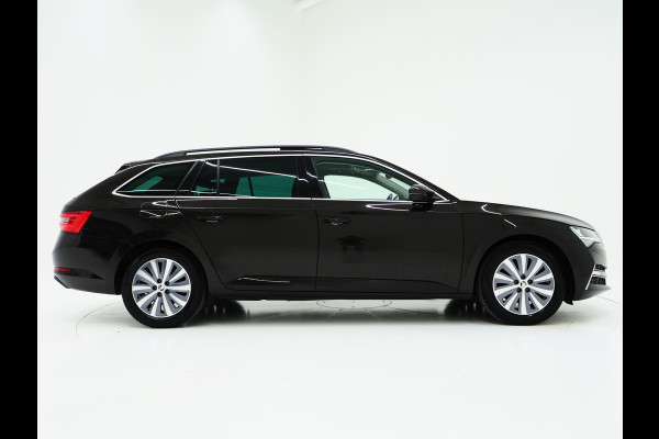 Škoda Superb Combi 1.4 TSI iV Business Edition Plus | Panoramadak | Trekhaak | Canton | Keyless | Adaptive Cruise | Carplay