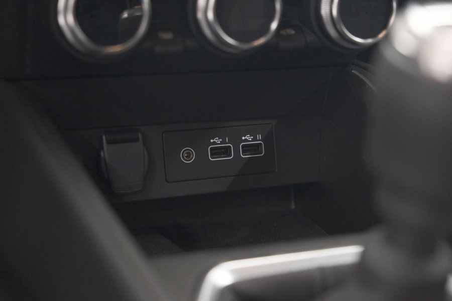 Renault Clio TCe 90 GPF techno | Nieuw Model | 360 Camera Lage Kilometerstand | Apple Carplay | Parkeersensoren