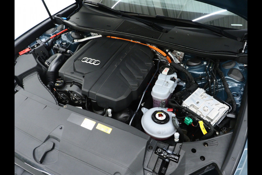 Audi A6 Avant 55 TFSI e quattro Competition | Panoramadak | Camera | Adaptive Cruise | Keyless | Virtual | Carplay