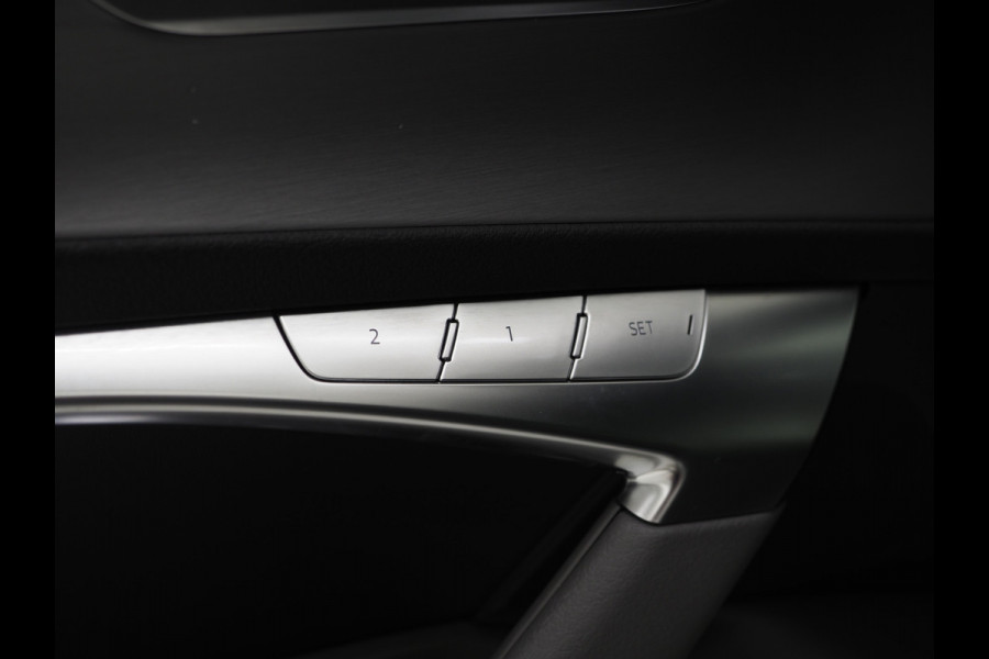Audi A6 Avant 55 TFSI e quattro Competition | Panoramadak | Camera | Adaptive Cruise | Keyless | Virtual | Carplay
