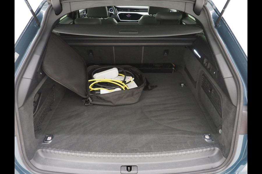 Audi A6 Avant 55 TFSI e quattro Competition | Panoramadak | Camera | Adaptive Cruise | Keyless | Virtual | Carplay