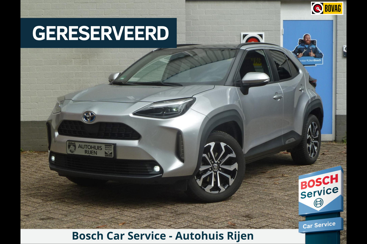 Toyota Yaris Cross 1.5 Hybrid AWD|Panodak|Head-Up|Keyless-Entry|Trekhaak|Stoel/Stuurverwarming|Camera|22.500km Toyota Yaris Cross 1.5 Hybrid AWD|Panodak|Head-Up|Keyless-Entry|Trekhaak|Stoel/Stuurverwarming|Camera|22.500km