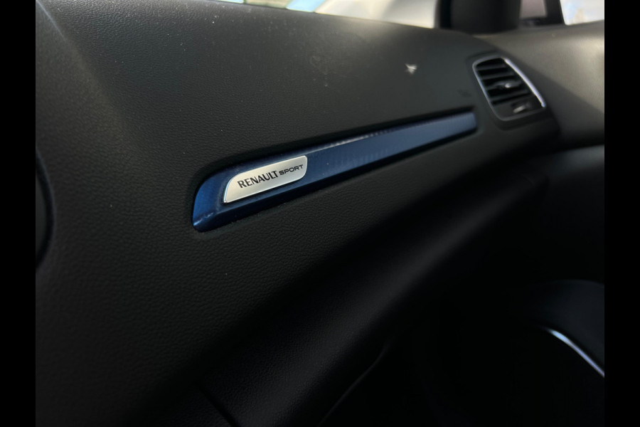 Renault MEGANE Estate 1.6 TCe GT PANODAK | STOELVERWARMING | LED