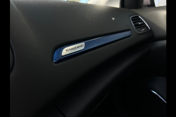 Renault MEGANE Estate 1.6 TCe GT PANODAK | STOELVERWARMING | LED