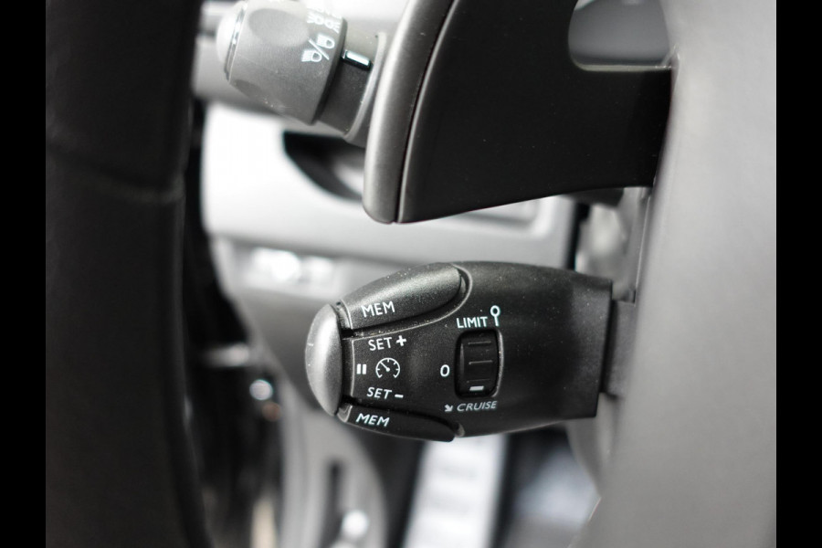 Peugeot Expert 145pk L3 Automaat Airco Cruise Navi Trekhaak Airco Cruise Control Trekhaak
